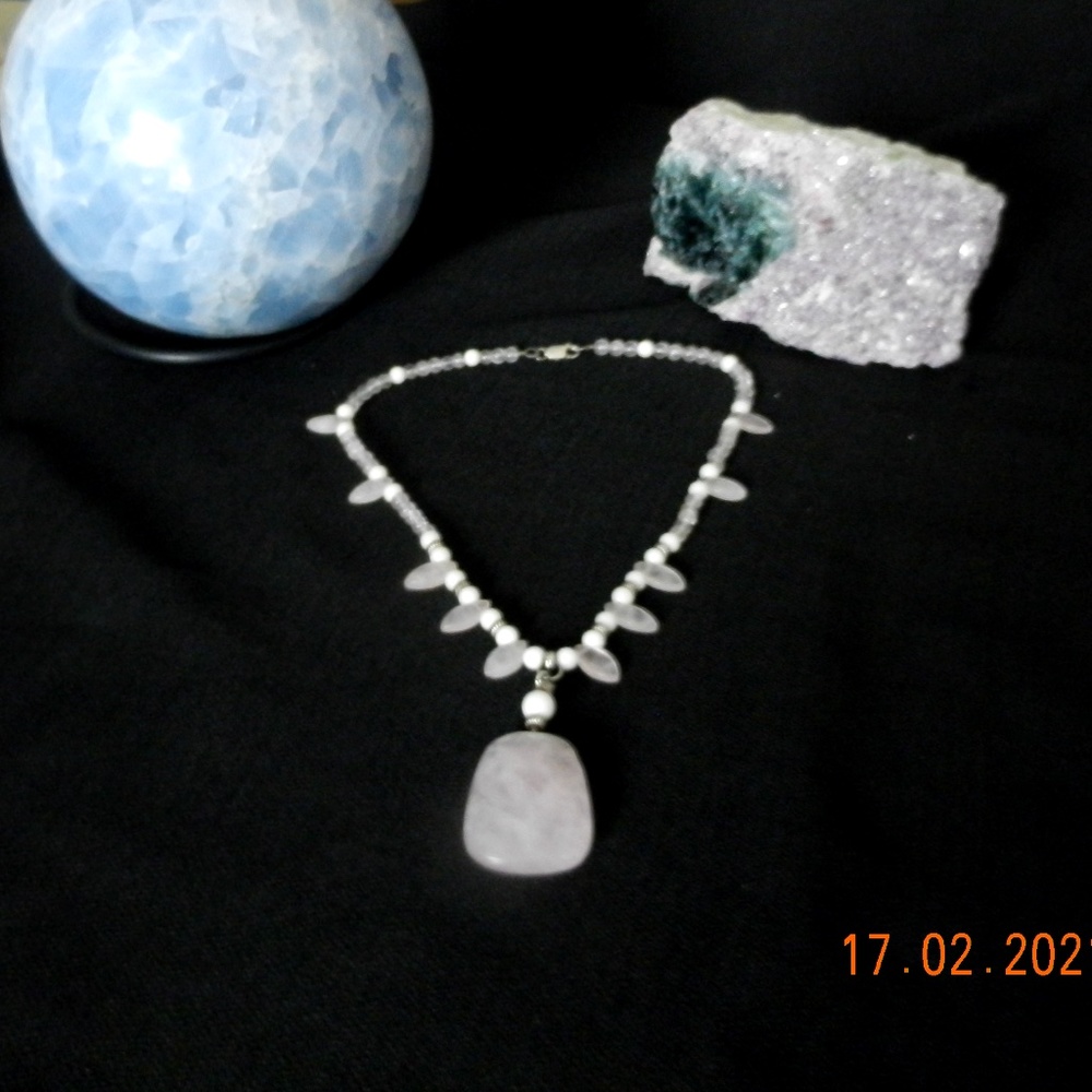 STERLING SILVER ROSE QUARTZ NECKLACE